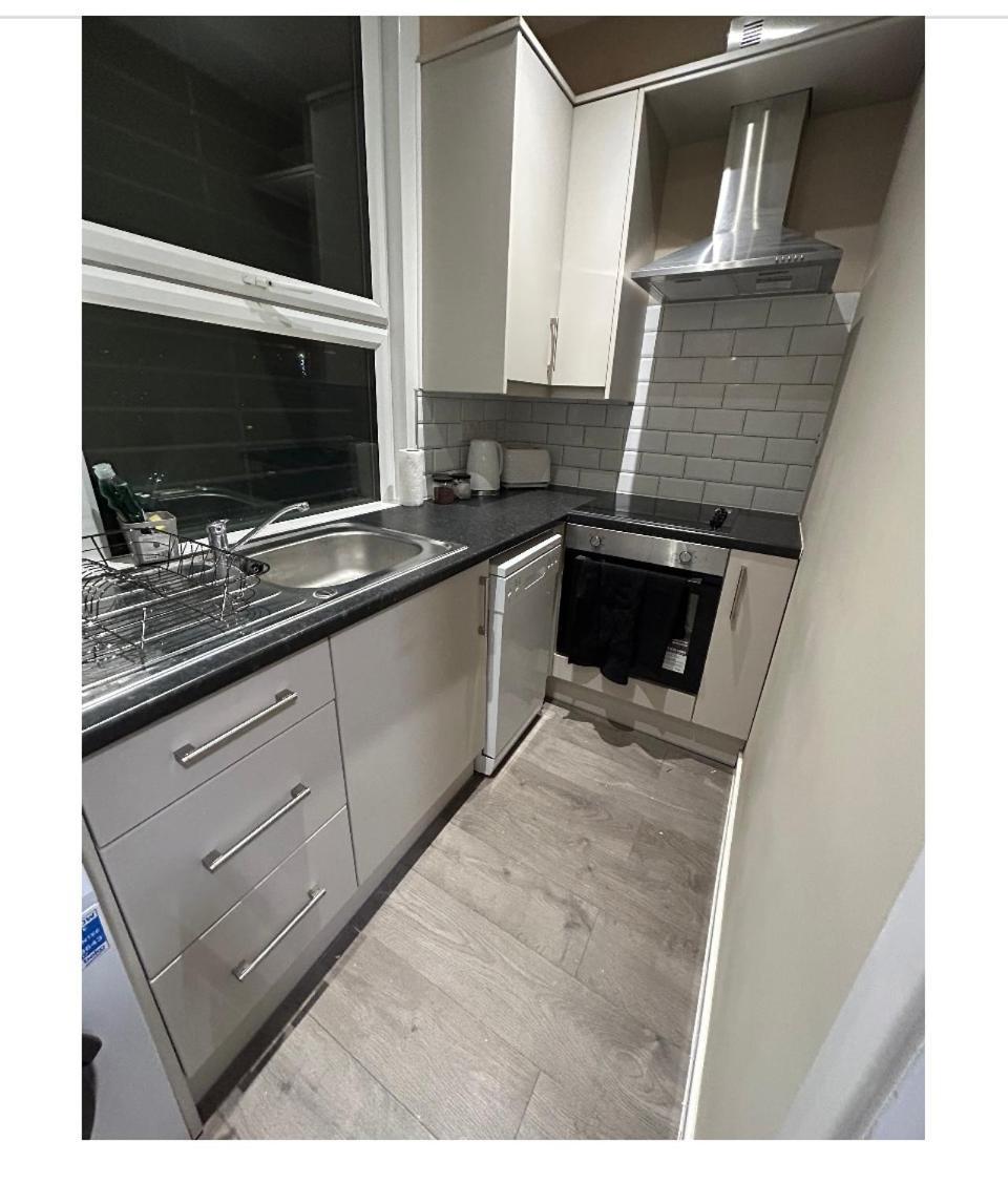 Central Locations 1 Bed Apartments Sleeps 4 ลอนดอน ภายนอก รูปภาพ